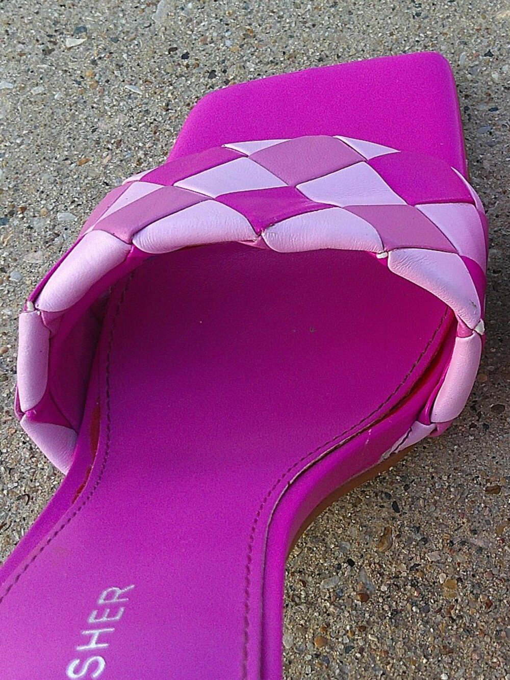 Marc Fischer Pink checker pumps size 8 M - Picture 8 of 14